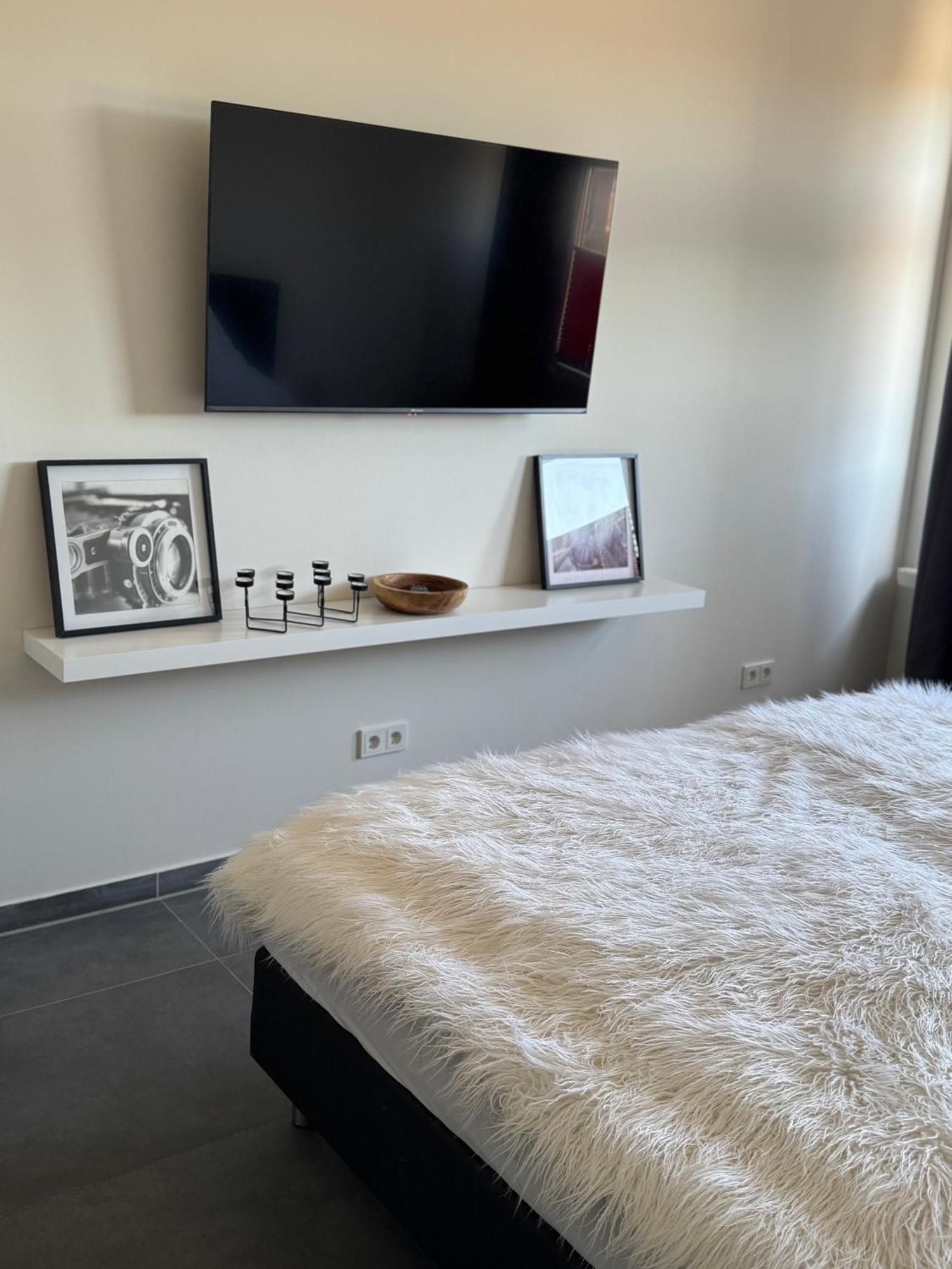 Privatunterkunft Pier 1 Bis 4 Gmuetliche Mit Boxspringbett *
